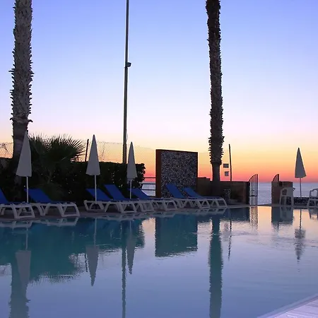Za Maria Hotel 3*