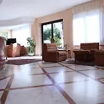 Za Maria 3* סנטו סטפאנו די קמאסטרה