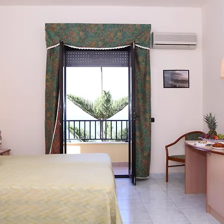 Hotel Za Maria Santo Stefano di Camastra